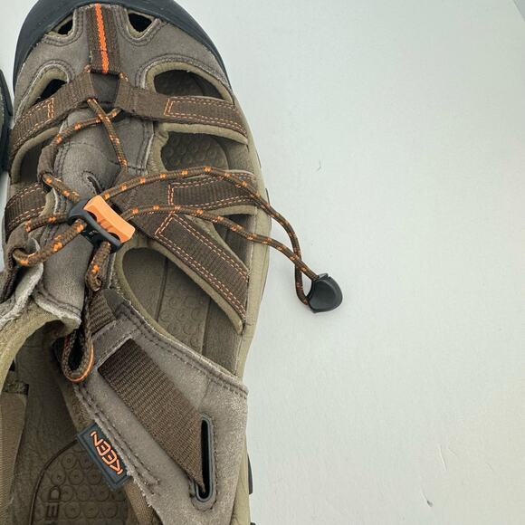 Sandals_&_Flip_Flops